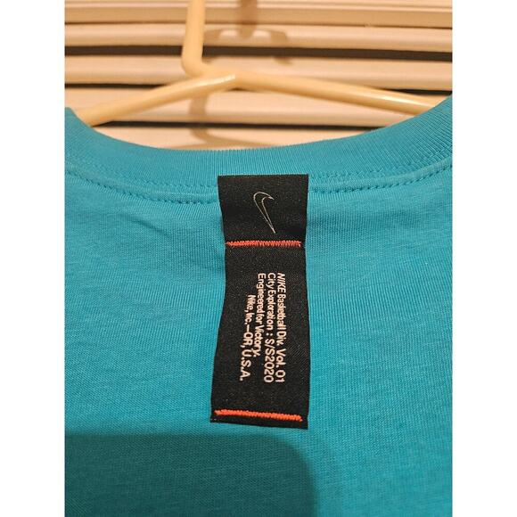 Nike Mens Tshirt Shirt EUC Lightweight Basketball Tshirts - Picture 6 of 7